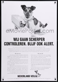 6r438 NEDERLAND VEILIG camera style 28x39 Dutch special poster 2000s puppy cracks down on crime!