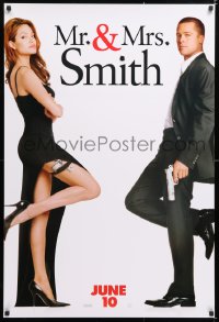 6z788 MR. & MRS. SMITH teaser 1sh 2005 June 10 style, assassins Brad Pitt & sexy Angelina Jolie!