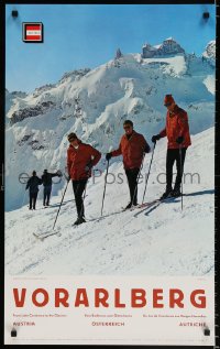 6z192 AUSTRIA Vorarlberg 5 skiers style 20x32 Austrian travel poster 1970s image from the country!