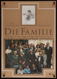 7j185 FAMILY East German 23x32 1989 great portrait of Vittorio Gassman & his entire family!