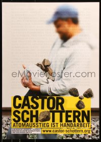 7k334 CASTOR SCHOTTERN 20x28 German special poster 2000s person gathering rocks to throw at train!
