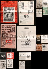 7m117 LOT OF 19 UNCUT PRESSBOOKS 1950s-1960s advertising for a variety of different movies!