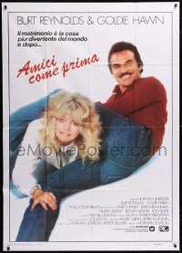 7t857 BEST FRIENDS Italian 1p 1983 great portrait of Goldie Hawn between Burt Reynolds' legs!