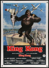 7t719 KING KONG Italian 1p 1976 John Berkey art of BIG ape on the Twin Towers in New York City!