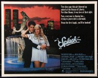 7w285 SPLASH 1/2sh 1984 Tom Hanks loves mermaid Daryl Hannah in New York City!