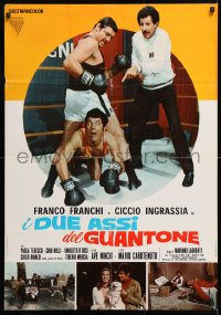 7y754 I DUE ASSI DEL GUANTONE Italian 26x38 pbusta 1971 wacky boxing images of comedians Franco & Ciccio!