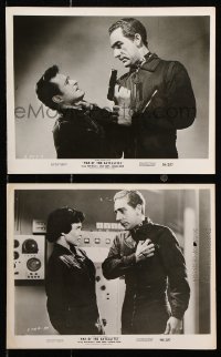 8c998 WAR OF THE SATELLITES 2 8x10 stills 1958 great images from wacky Roger Corman sci-fi!