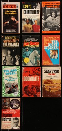 8d450 LOT OF 10 TV PAPERBACK BOOKS 1960s-1970s Man from UNCLE, The Saint, Lone Ranger & more!