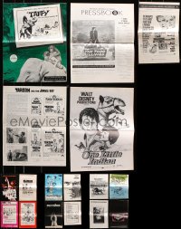 8d233 LOT OF 17 UNCUT PRESSBOOKS 1960s-1970s advertising for a variety of different movies!