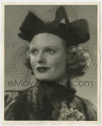 8g105 ANNA NEAGLE deluxe 8x10 still 1940s great head & shoulders portrait wearing fur & veil!