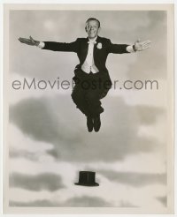 8g135 BELLE OF NEW YORK 8x10 still 1952 Fred Astaire jumping over his top hat in mid air!