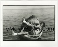 8g042 JAWS deluxe candid 8x10 file photo 1975 Spielberg in Bruce the shark's mouth by Goldman!