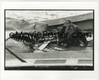 8g044 JAWS deluxe candid 8x10 file photo 1975 Robert Shaw exhausted by Bruce the shark by Goldman!