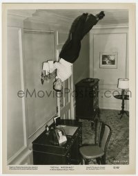 8g792 ROYAL WEDDING 8x10.25 still 1951 best image of Fred Astaire literally dancing on the ceiling!