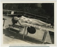 8g281 EAGLE SQUADRON candid 8.25x10 still 1942 sexy Evelyn Ankers in swimsuit on pool diving board!