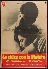 8j108 GIRL WITH A SUITCASE Spanish 1961 close-up of Claudia Cardinale & Jacques Perrin!