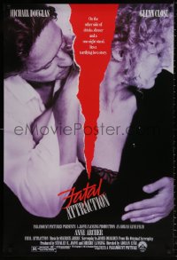 8k633 FATAL ATTRACTION 1sh 1987 Michael Douglas, Glenn Close, a terrifying love story!
