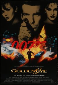 8k665 GOLDENEYE DS 1sh 1995 cast image of Pierce Brosnan as Bond, Isabella Scorupco, Famke Janssen!