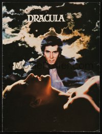 8m085 DRACULA souvenir program book 1979 Bram Stoker, c/u of vampire Frank Langella & sexy girl!