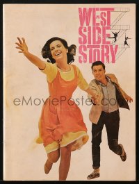 8m355 WEST SIDE STORY souvenir program book 1961 Oscar winning classic musical, Natalie Wood