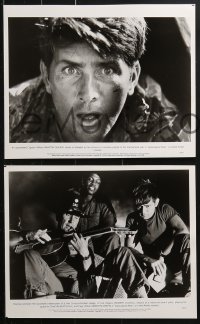 8m383 APOCALYPSE NOW presskit w/ 18 stills 1979 Francis Ford Coppola, Martin Sheen, Marlon Brando!