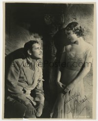 8p459 FAY WRAY signed 7.75x9.5 still 1931 close up with Ronald Colman in The Unholy Garden!