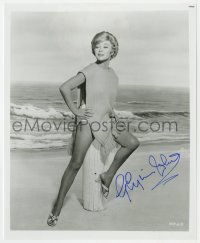 8p885 GLYNIS JOHNS signed 8x10 REPRO still 1970s sexy portrait showing her legs on the beach!