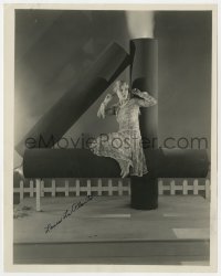 8p548 LAURA LA PLANTE signed 8x10 still 1920s cool 4th of July portrait on giant firecrackers!