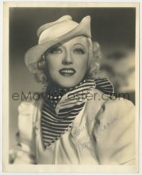 8p570 MARION DAVIES signed deluxe 8x10 still 1930s c/u of the beautiful star with cool hat & scarf!