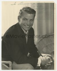 8p612 RICHARD EGAN signed 7.5x9.5 still 1950s seated smiling portrait wearing suit & tie!