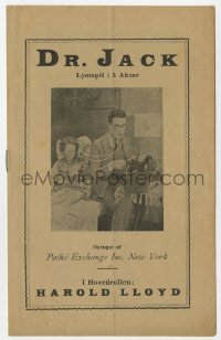 8s143 DR. JACK Danish program 1923 doctor Harold Lloyd examining his young patient!