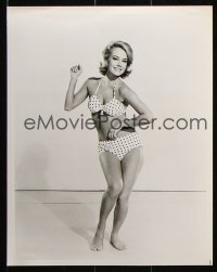8w701 GET YOURSELF A COLLEGE GIRL 7 8x10 stills 1964 Nancy Sinatra in bikini and more, Mobley!