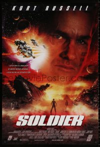 9c883 SOLDIER 1sh 1998 Kurt Russell, Jason Scott Lee, great sci-fi image!