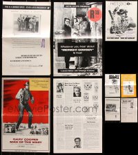 9d114 LOT OF 13 CUT PRESSBOOKS 1950s-1970s advertising for a variety of different movies!