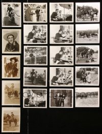 9d353 LOT OF 20 CANDID 4X5 PHOTOS OF COWBOY ACTORS 1940s wonderful behind the scenes images!