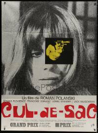 9f672 CUL-DE-SAC style A French 1p 1966 Roman Polanski, super close up of Francoise Dorleac + gun!