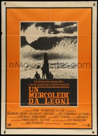 9f319 BIG WEDNESDAY Italian 1p R1970s John Milius classic surfing movie, cool different image!