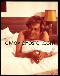 9h233 TOUCH OF CLASS 4x5 transparency 1973 great close up of George Segal smiling in bed!