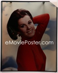 9h028 STEFANIE POWERS 16x20 transparency 1960s smiling in turtleneck with hand behind her head!
