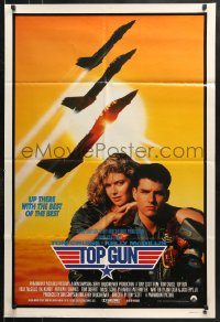 9j560 TOP GUN Aust 1sh 1986 great image of Tom Cruise & Kelly McGillis, Navy fighter jets!