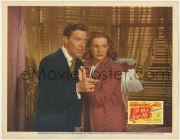 9k388 DO YOU LOVE ME LC 1946 close up of pretty concerned Maureen O'Hara clutching Dick Haymes!