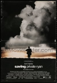 9r861 SAVING PRIVATE RYAN int'l DS 1sh 1998 Spielberg, Hanks, soldier on hill in front of clouds!