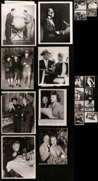 9s377 LOT OF 20 NEWS PHOTOS OF CELEBRITIES 1940s-1980s great candid images!