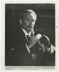 9y545 LAURENCE OLIVIER signed 8x10 still 1979 great close portrait as Van Helsing in Dracula!