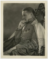 9y554 LLOYD GARRETT signed deluxe 8x10 still 1929 the musician dressed in royal clothing by Todd!