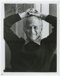 9y955 NORMAN LEAR signed 8x10 REPRO still 1977 smiling portrait of the TV producer!