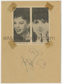 9y241 LIZA MINNELLI signed 8x11 stiff board 1970s under newspaper clipping showing her & mom Judy!