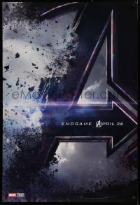 1c501 AVENGERS: ENDGAME teaser DS 1sh 2019 Marvel Comics, Hemsworth and huge cast, shattering logo!
