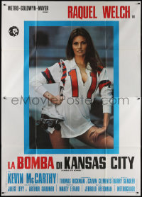 1s403 KANSAS CITY BOMBER Italian 2p 1973 different image of sexy roller derby girl Raquel Welch!