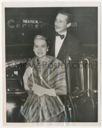 1t411 GRACE KELLY/OLEG CASSINI 7.25x9 news photo 1954 at the premiere of Desiree in New York!